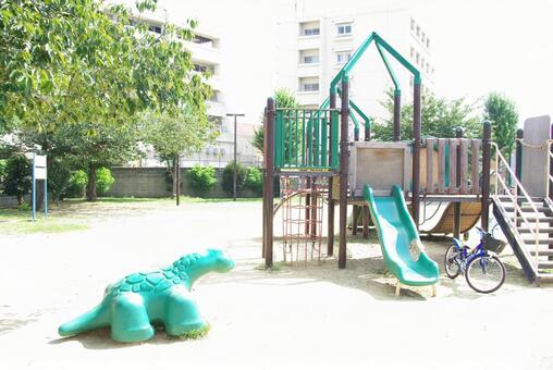 カラフルな公園 カラフルな公園の写真