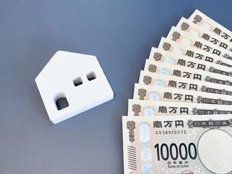 白い家の模型と現金 白い家の模型と現金 住宅ローン,家計,家賃の写真素材