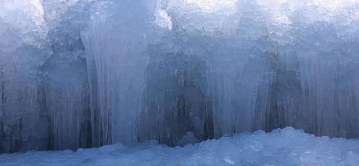 冬の氷柱のテクスチャ背景素材 氷柱,氷,冬の写真素材