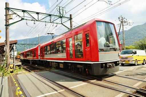 強羅駅に入る箱根登山電車 強羅駅に入る箱根登山電車 箱根登山電車,箱根,強羅の写真素材