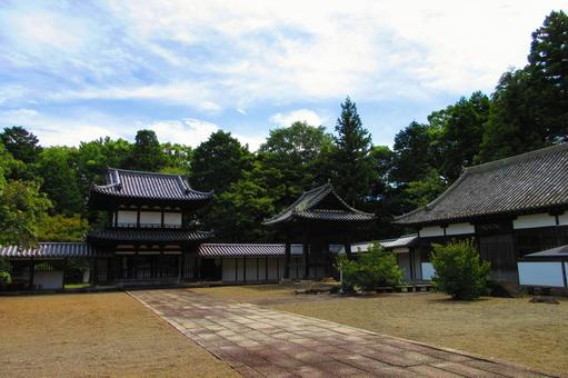 徳島県-丈六寺-三門と鐘楼と僧堂 徳島県-丈六寺-三門と鐘楼と僧堂の写真