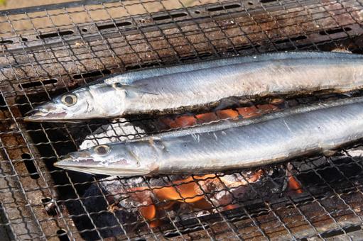 焼かれる秋刀魚 焼かれる秋刀魚 秋の味覚,さんま,サンマの写真素材