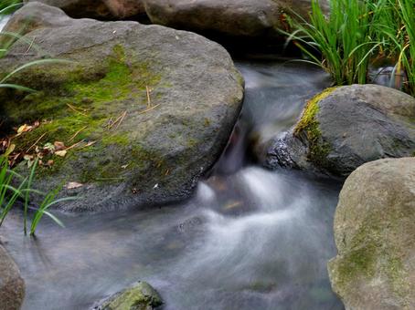 スローシャッター 1 スローシャッター 1 日本庭園,水の流れ,スローシャッターの写真素材
