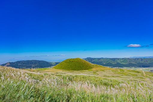 熊本県　阿蘇市　阿蘇くじゅう国立公園 阿蘇くじゅう国立公園,阿蘇,熊本の写真素材