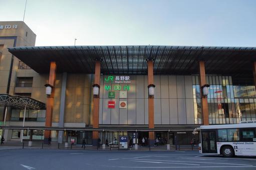 長野駅、善光寺口、ロータリー jr,jr東日本,しなの鉄道の写真素材