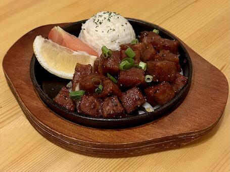 牛タンサイコロ 料理,食べ物,肉の写真素材