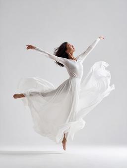 ダンスの途中で見せる、力強くも優雅な一瞬 ダンスの途中で見せる、力強くも優雅な一瞬の写真