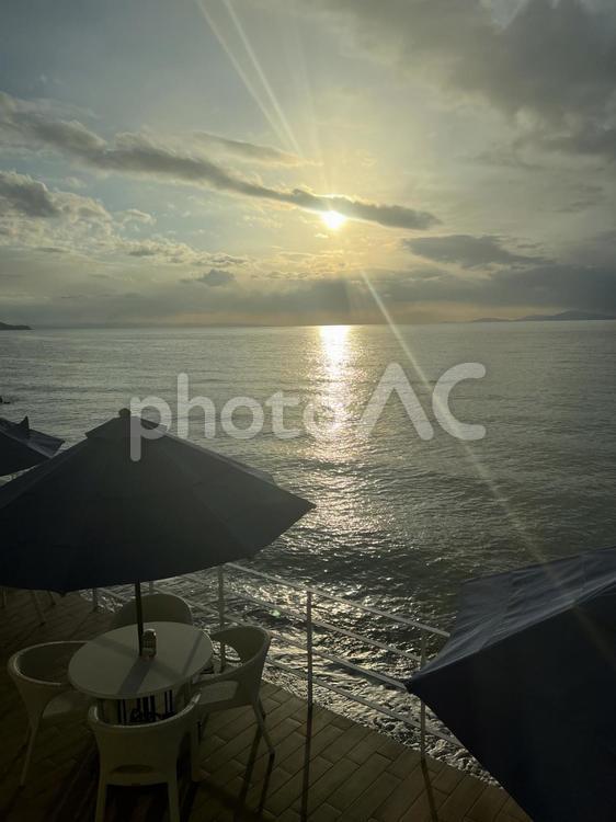 夕暮れの海 海,夕日,夕暮れの写真素材