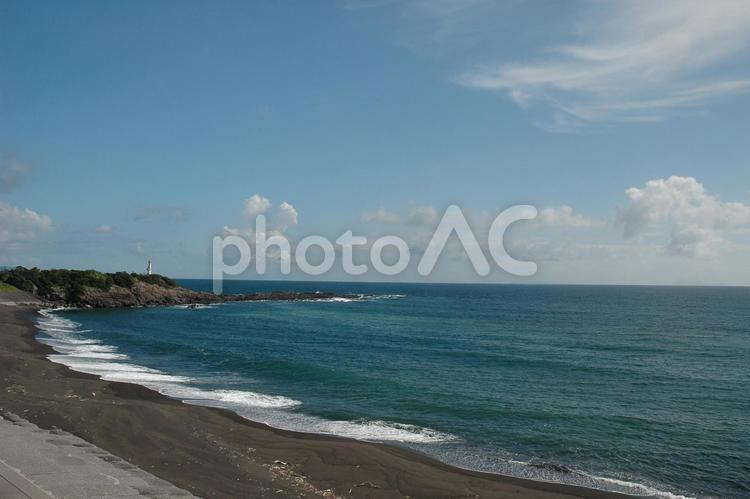 夏の海岸風景 海,砂浜,波の写真素材