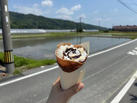 クレープ~田舎にある人気店~ クレープ,ホイップ,田舎の写真素材