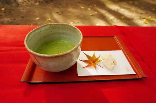 福岡 秋月 抹茶とお茶菓子1 お抹茶,抹茶,緑茶の写真素材