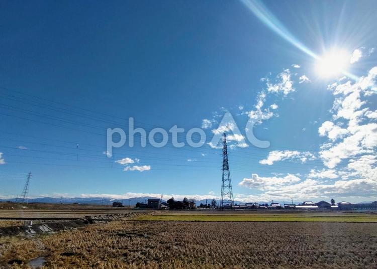 ある晴れた日の風景 風景,空,晴れの写真素材