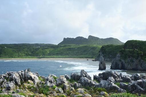 岩場と海 海,自然,景色の写真素材