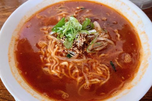 美味しいラーメン(ピリ辛) 美味しいラーメン(ピリ辛)の写真