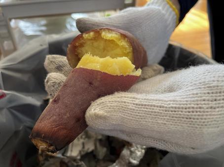 焼き芋 焼芋,焼いも,秋の味覚の写真素材