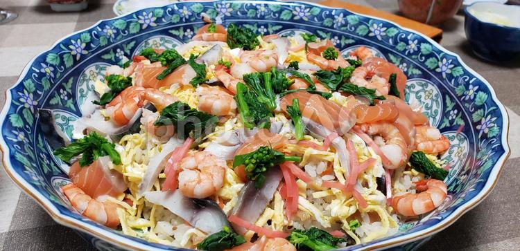 ちらし寿司 ちらし寿司,食卓,母の味の写真素材