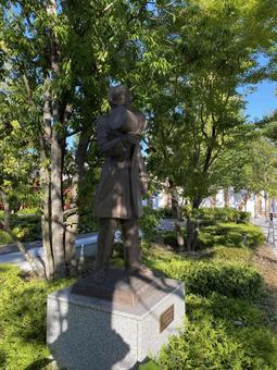 Bronze statue of Jigoro Kano Bronze statue of Jigoro Kano