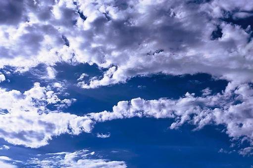 2025年7月の空13 2025年7月の空13 青空,雲,積雲の写真素材