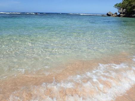 グアムの海 グアムの海 波,波打ち際,グアムの海の写真素材