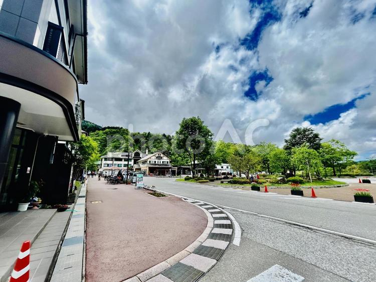 富山・立山駅前の美しい風景 立山駅,ケーブルカー,富山の写真素材