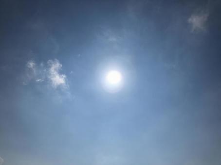 出会う〜空の出来事の写真