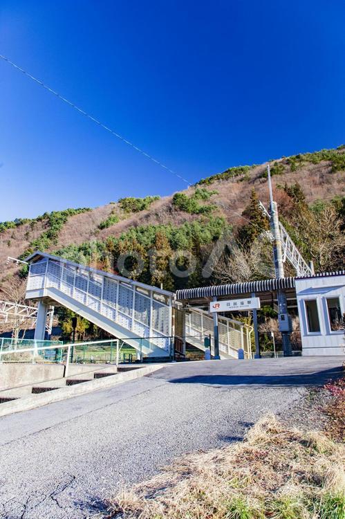 長野県塩尻市　日出塩駅 日出塩駅,長野県,塩尻市の写真素材