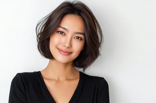 日本人でボブヘアの若い女性 日本人でボブヘアの若い女性の写真