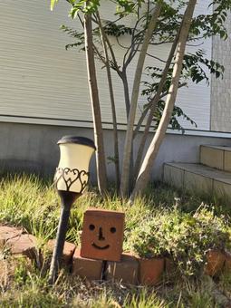 庭のデコレーション 庭,レンガ,ブロックの写真素材