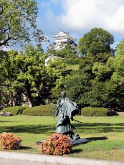 福山城と刀剣男士 江雪左文字像 福山城と刀剣男士 江雪左文字像 江雪左文字像,刀剣男士,ふくやま美術館の写真素材