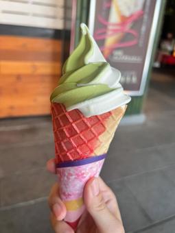 Photo, matcha ice cream, vanilla icecream, dessert, 
