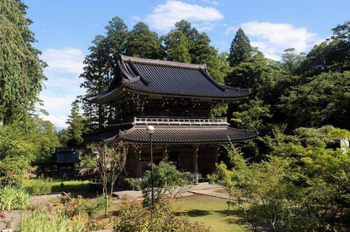 上越市、春日山林泉寺・惣門、謙信公ゆかり 惣門,春日山,林泉寺の写真素材