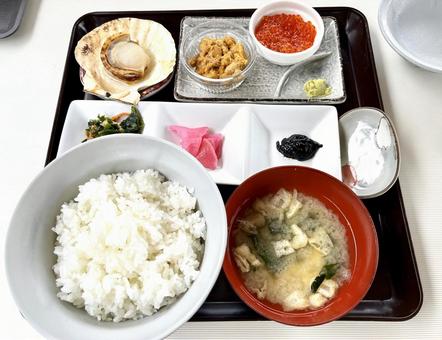 うにいくら定食 うにいくら定食の写真