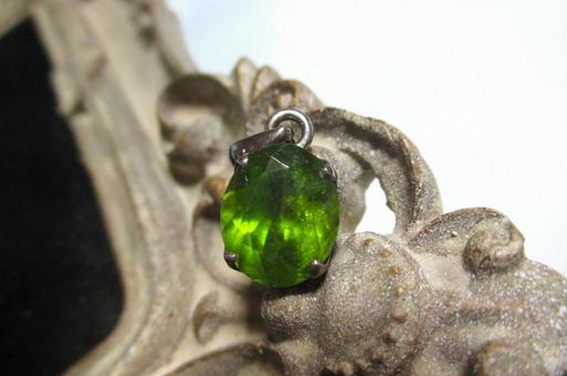 ベズビアナイト ベズビアナイト,ペンダントヘッド,天然石の写真素材