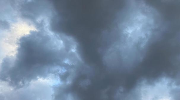 曇天2_711Aの写真