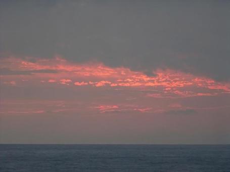 Cloudy sky sunset seascape, JPG Cloudy sky sunset seascape, JPG