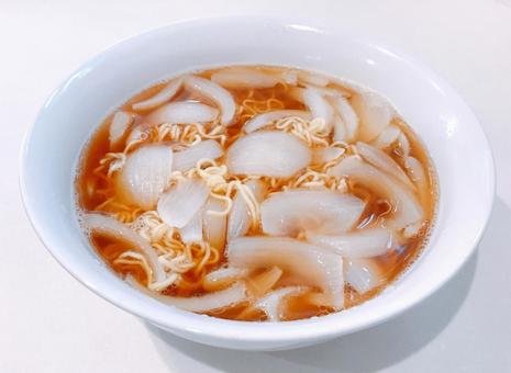玉葱らーめん 玉葱らーめんの写真