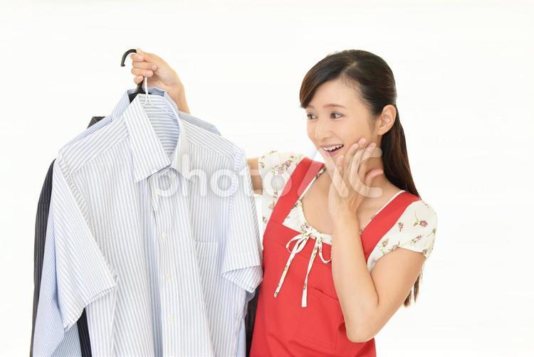洗濯物と主婦 洗濯物,家事,洗濯の写真素材