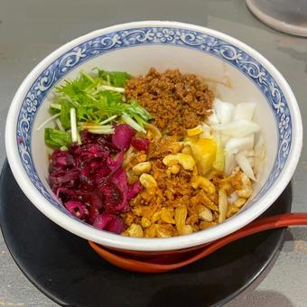 ラーメン_017_R0273 食べ物,まぜそば,ランチの写真素材