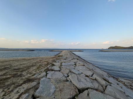 東かがわ市の「ふるさと海岸」 東かがわ市,ふるさと海岸,海の写真素材