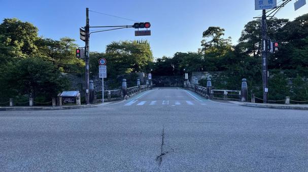 朝の彦根城前 朝の彦根城前の写真