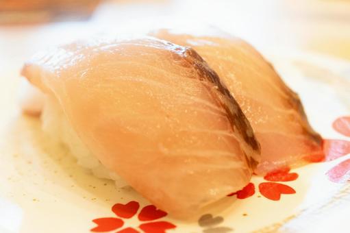 Photo, sushi, nigiri sushi, shimaji, 