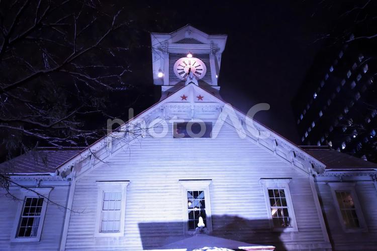 札幌ホワイトイルミネーション さっぽろ時計台,イルミネーション,茶色の写真素材