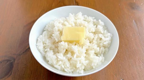 バターをのせたご飯 バターをのせたご飯 バター,ご飯,ライスの写真素材