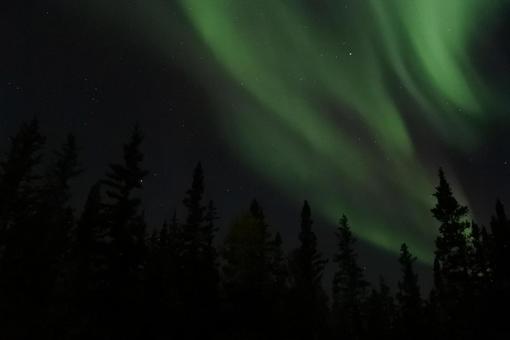 イエローナイフの美しいオーロラ イエローナイフの美しいオーロラの写真