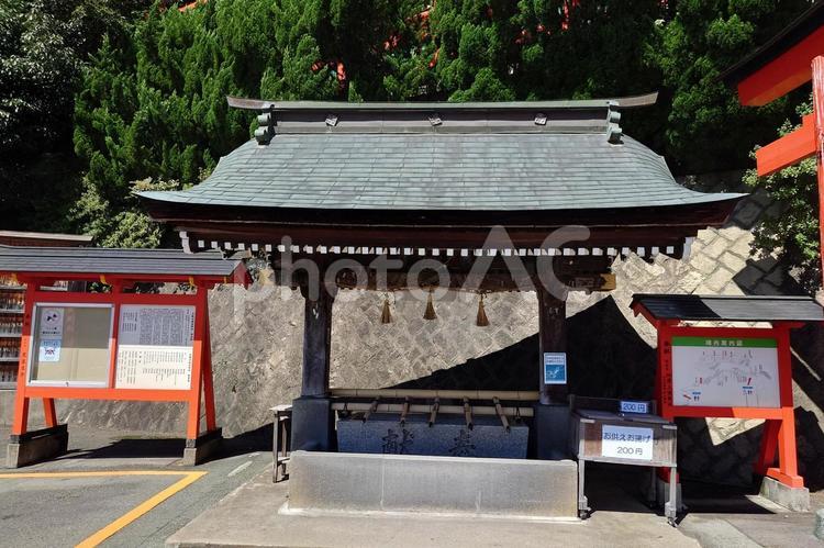 島根県-太鼓谷稲成神社-手水舎 太鼓谷稲成神社,神社,手水舎の写真素材