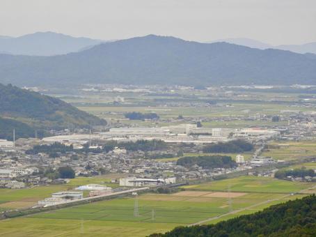 繖山から望む近江平野と東海道新幹線2 繖山から望む近江平野と東海道新幹線2 繖山,東海道新幹線,近江平野の写真素材
