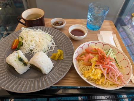 日替ランチ冷し中華 日替ランチ冷し中華の写真