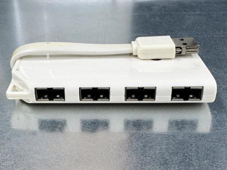 usbハブ usbハブ,usb,usbポートの写真素材