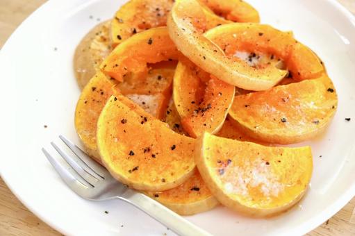 バターナッツかぼちゃのロースト アップ バターナッツかぼちゃのロースト アップ かぼちゃ,バターナッツ,野菜の写真素材