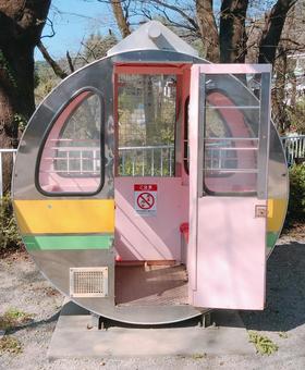 観覧車 観覧車,遊園地,アミューズメントパークの写真素材